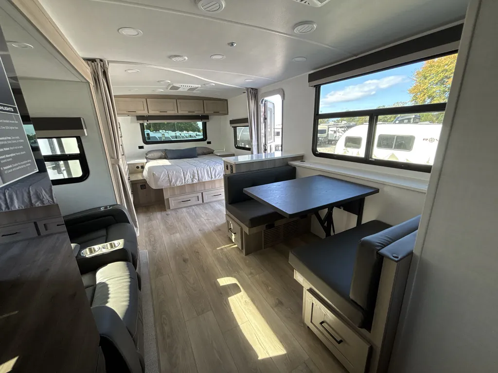 2026 Forest River Flagstaff Micro Lite 25FBD, Photos photo 3
