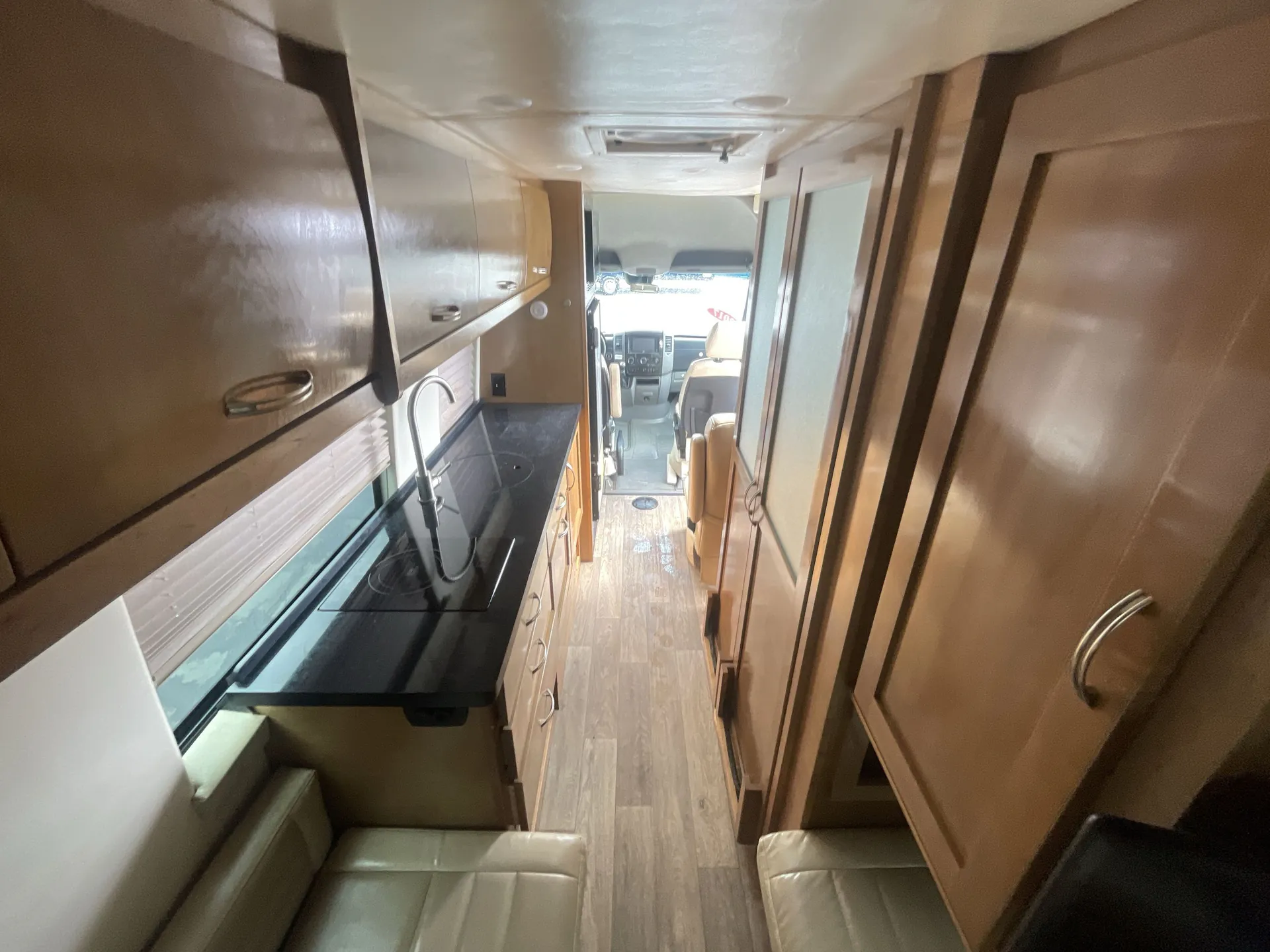 2017 Coachmen Galleria 24T — living area main