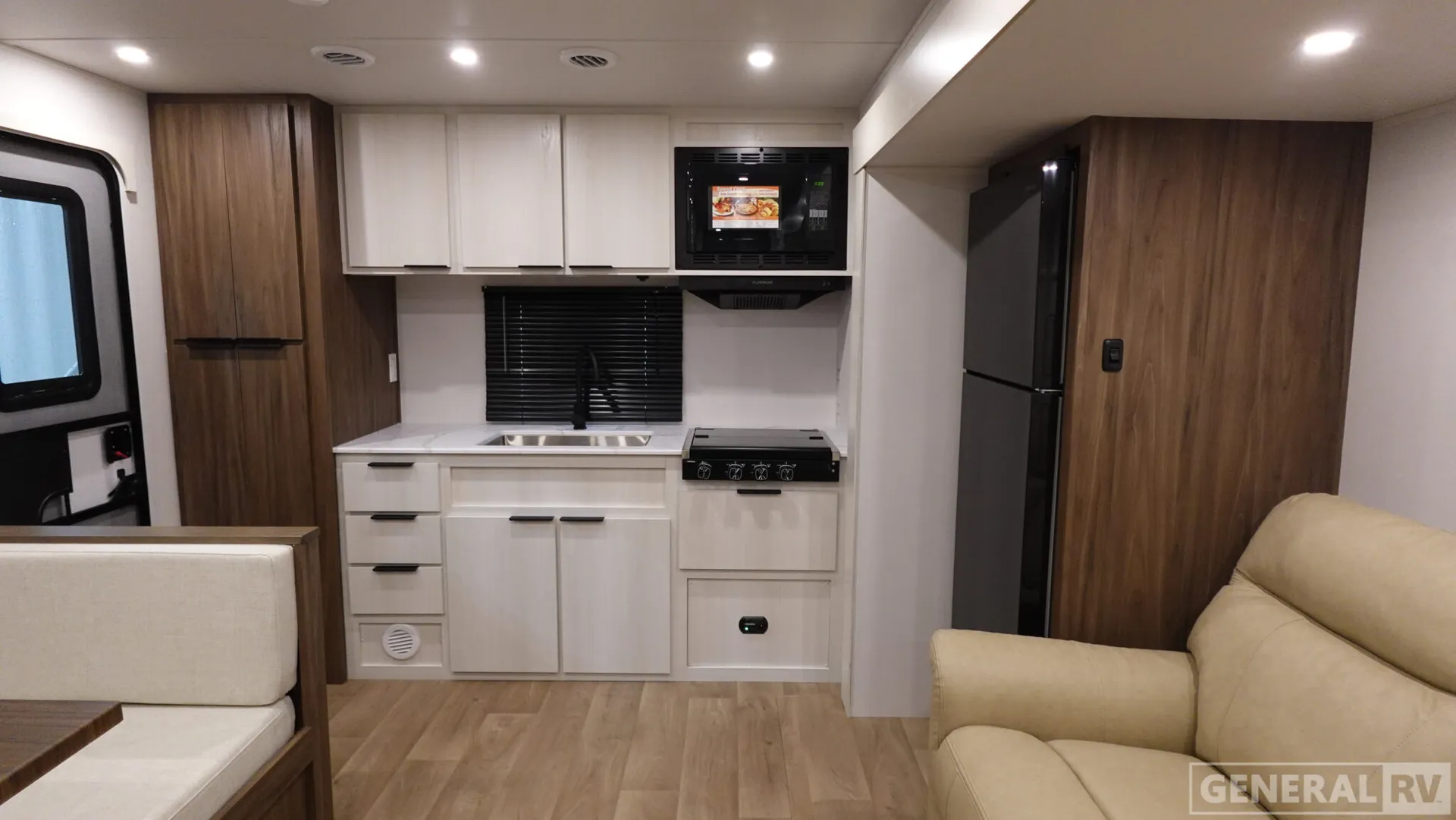 2026 Winnebago Access 25RK - Photo 3