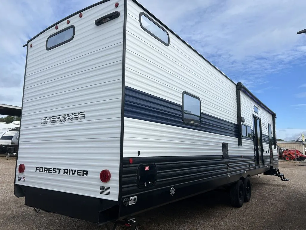 2027 Forest River Cherokee Timberwolf 39HBA - Photo 4
