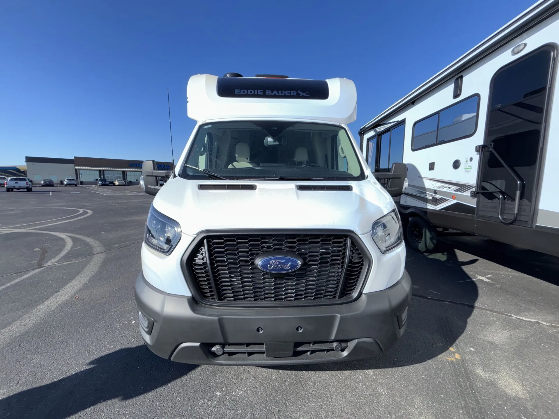 2025 Thor Motor Coach Eddie Bauer 22ET - Photo 2