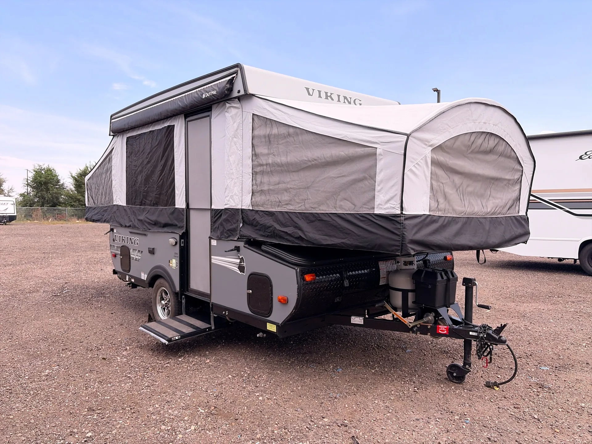 2019 Coachmen Viking Epic 2108 ST - Photo 2