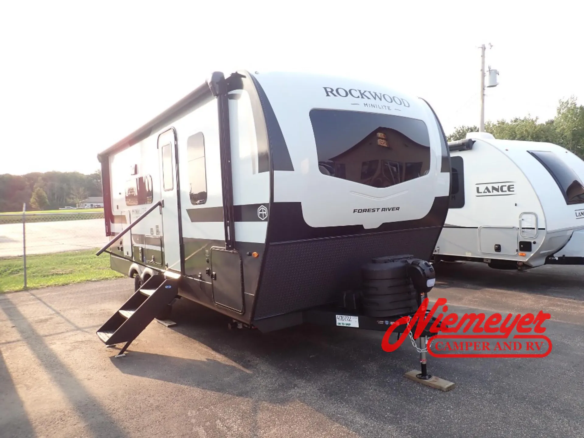 2027 Forest River Rockwood Mini Lite 2213S - Photo 2