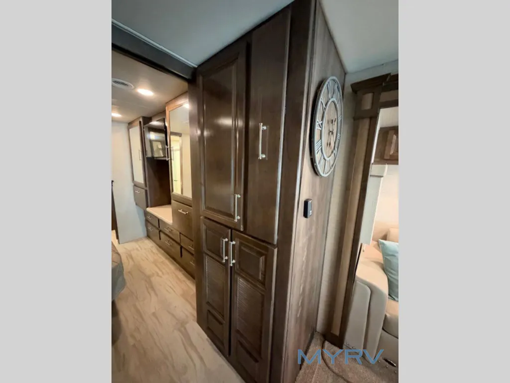 2019 Entegra Coach Emblem 36U, Photos photo 30