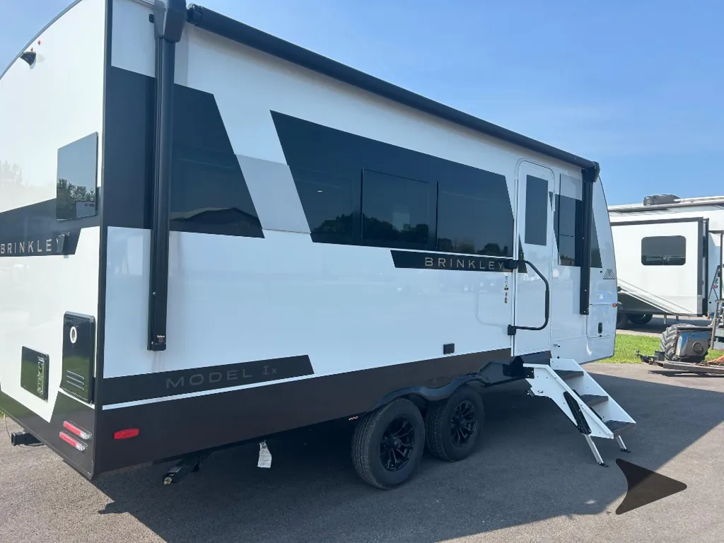 2026 Brinkley Model Ix 20X, Photos photo 4
