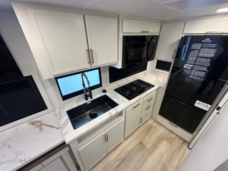 2026 Brinkley Model Ix 20X, Photos photo 12