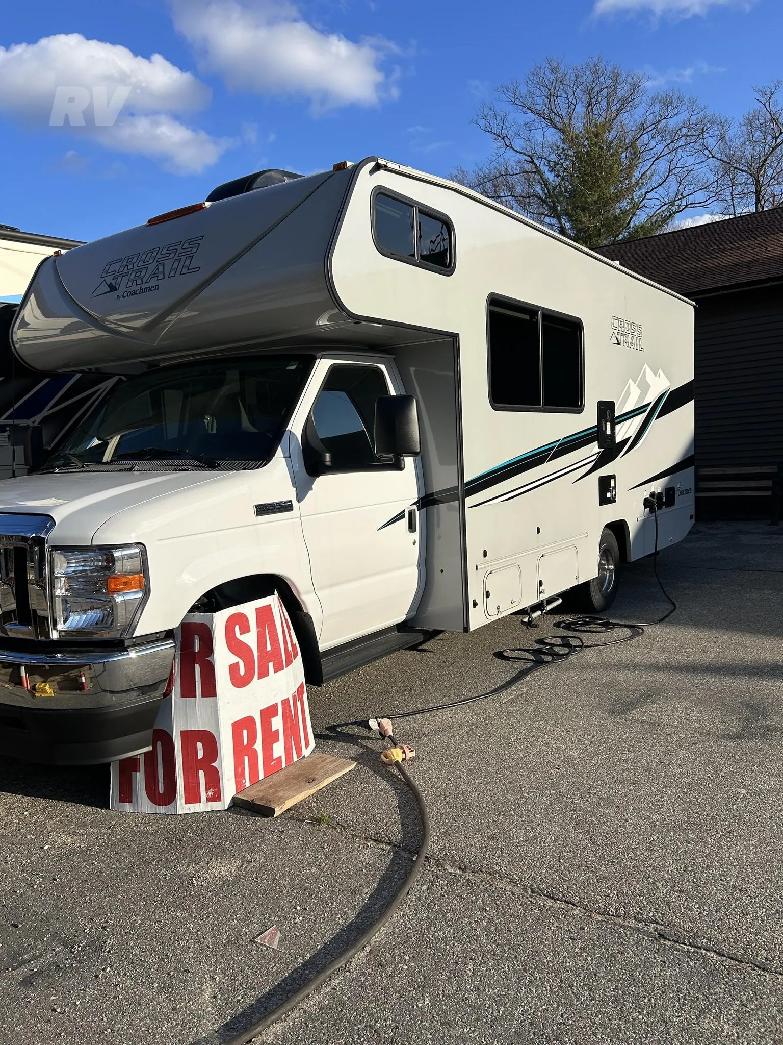 2024 Coachmen Cross Trail 23XG - Photo 2