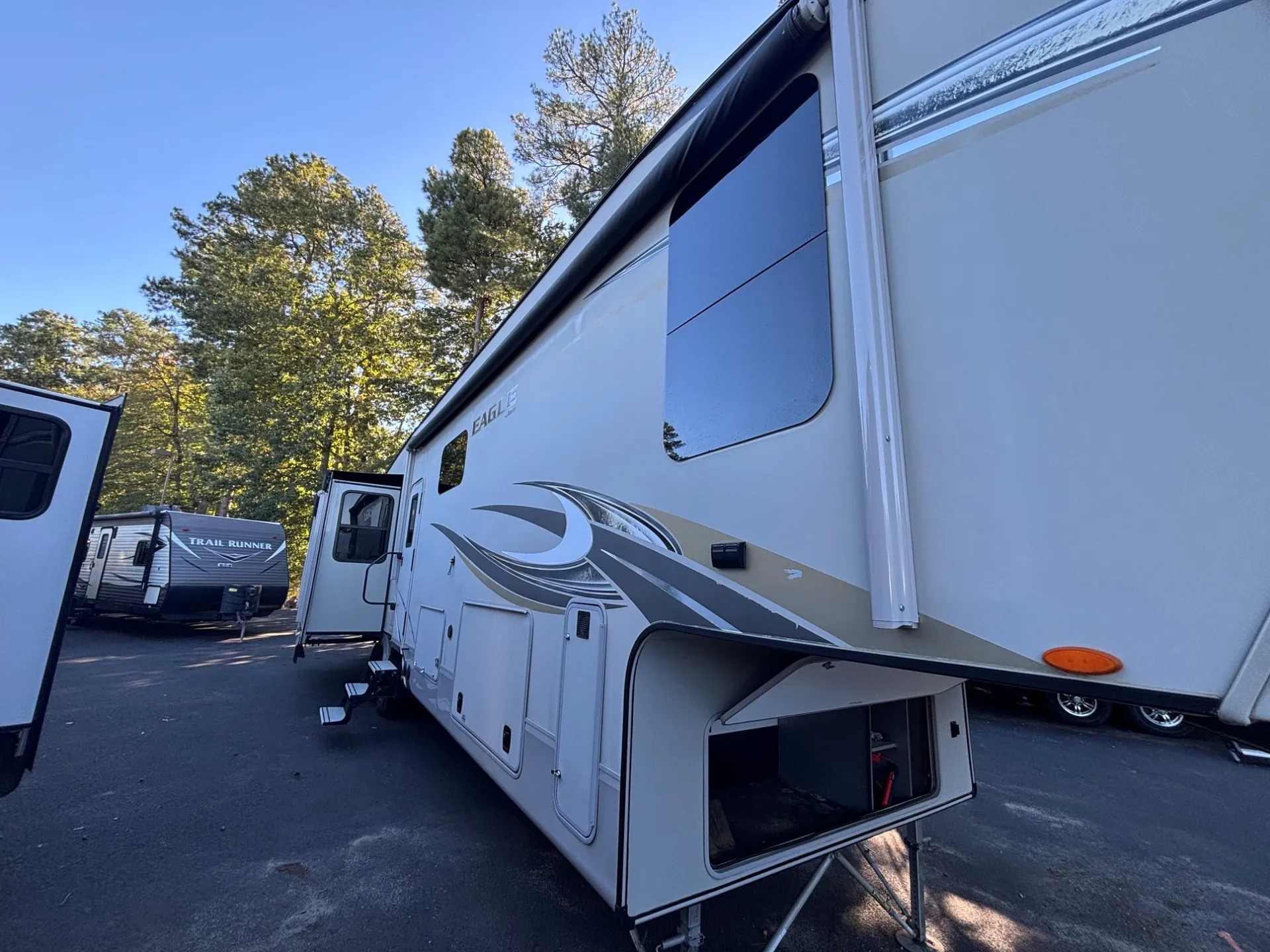 2018 Jayco Eagle 355MBQS - Photo 3