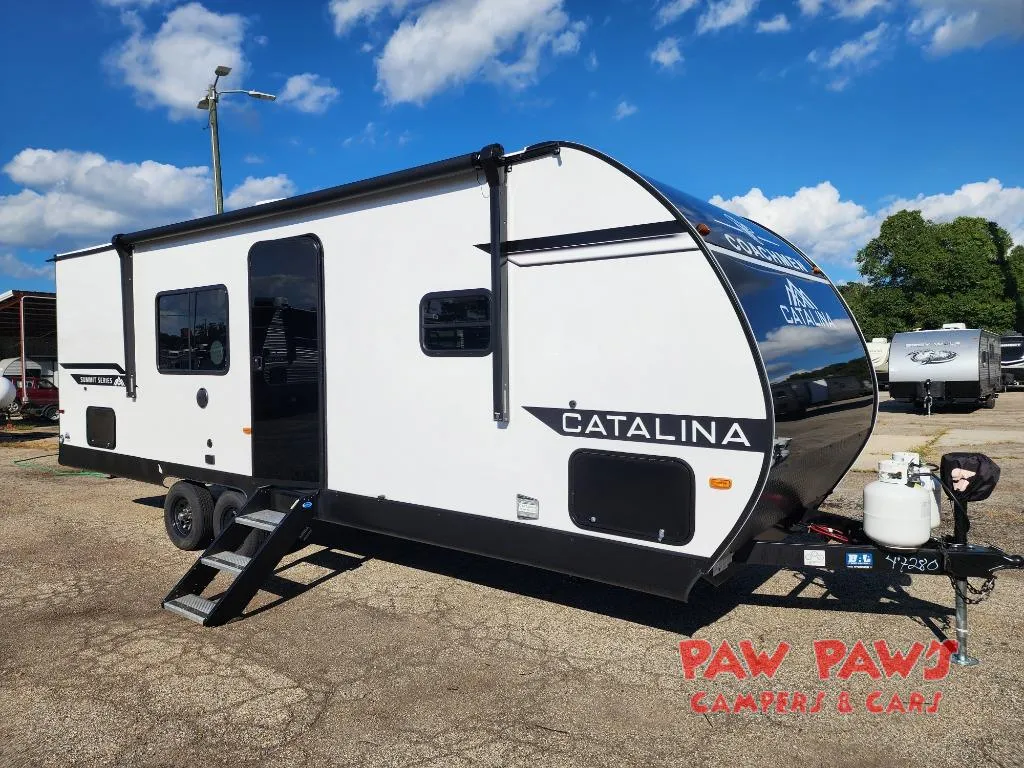 2026 Coachmen Catalina Summit Series 8 261BH - Photo 2