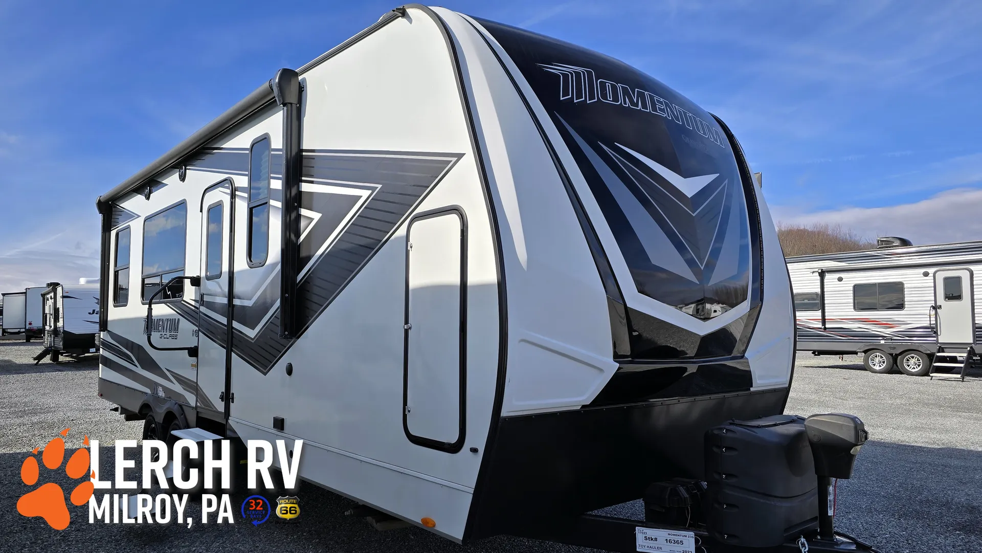 2022 Grand Design Momentum G-Class 23G - Photo 2