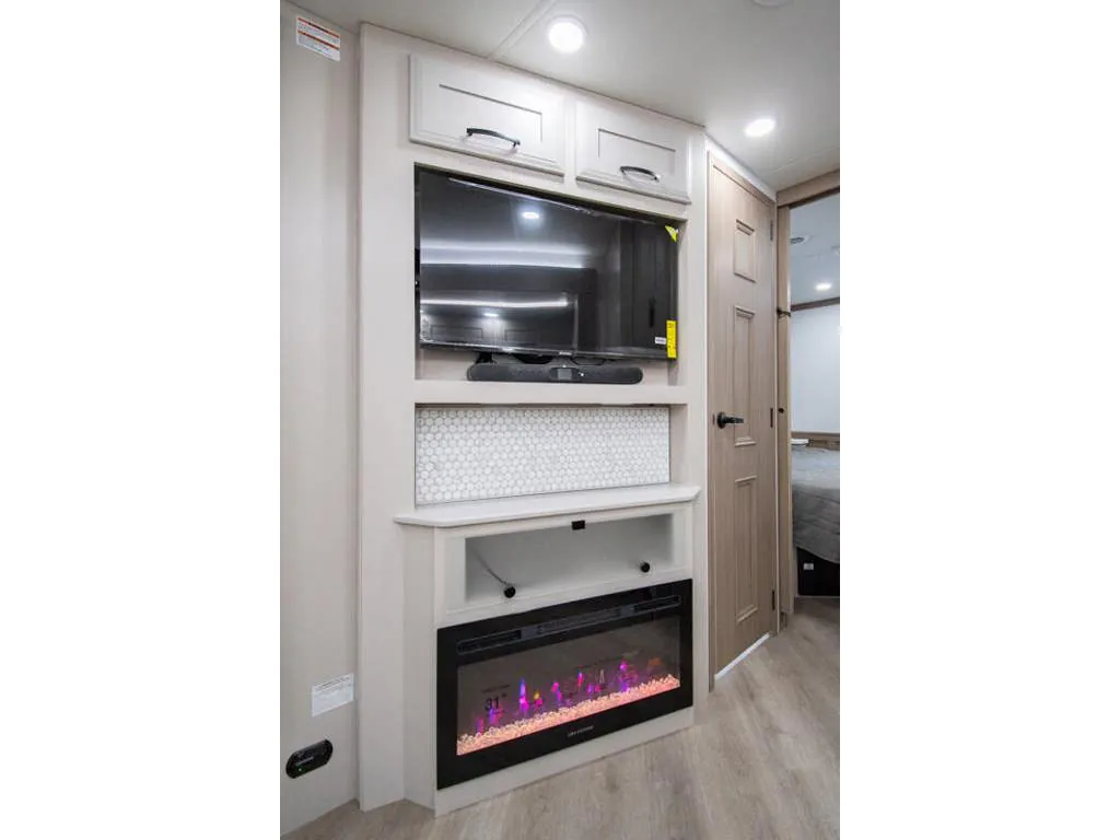 2027 Entegra Coach Emblem 36U, Photos photo 22