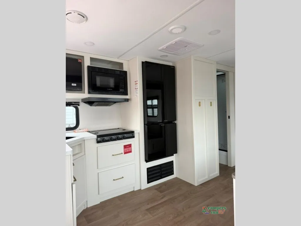 2027 Grand Design Transcend 335BHT, Photos photo 21