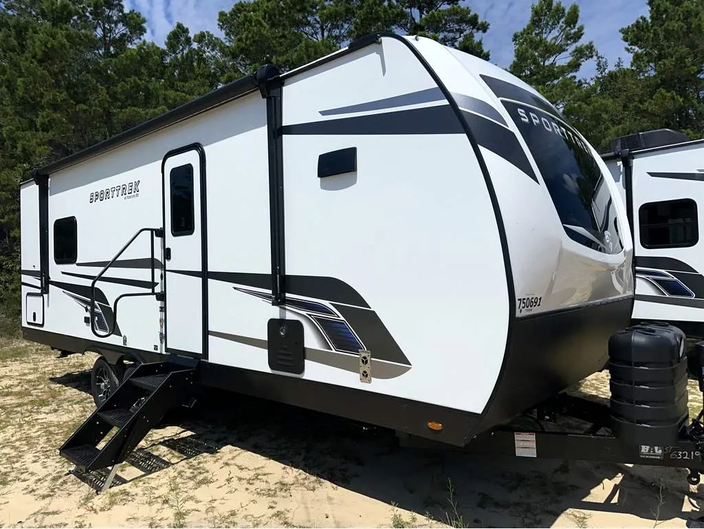 2026 Venture RV SportTrek ST251VFK - Photo 2