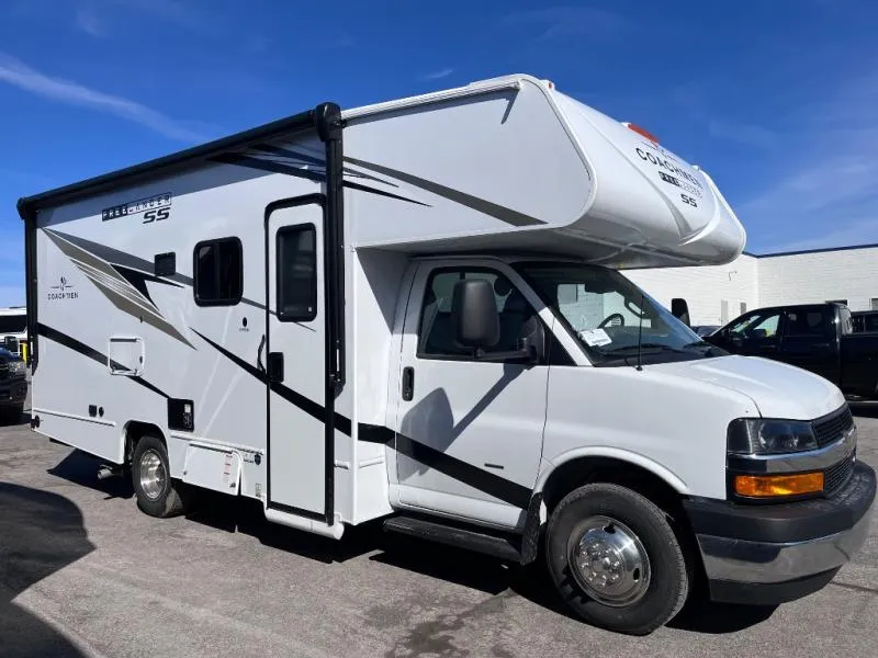 2026 Coachmen Freelander 21RS - Photo 2