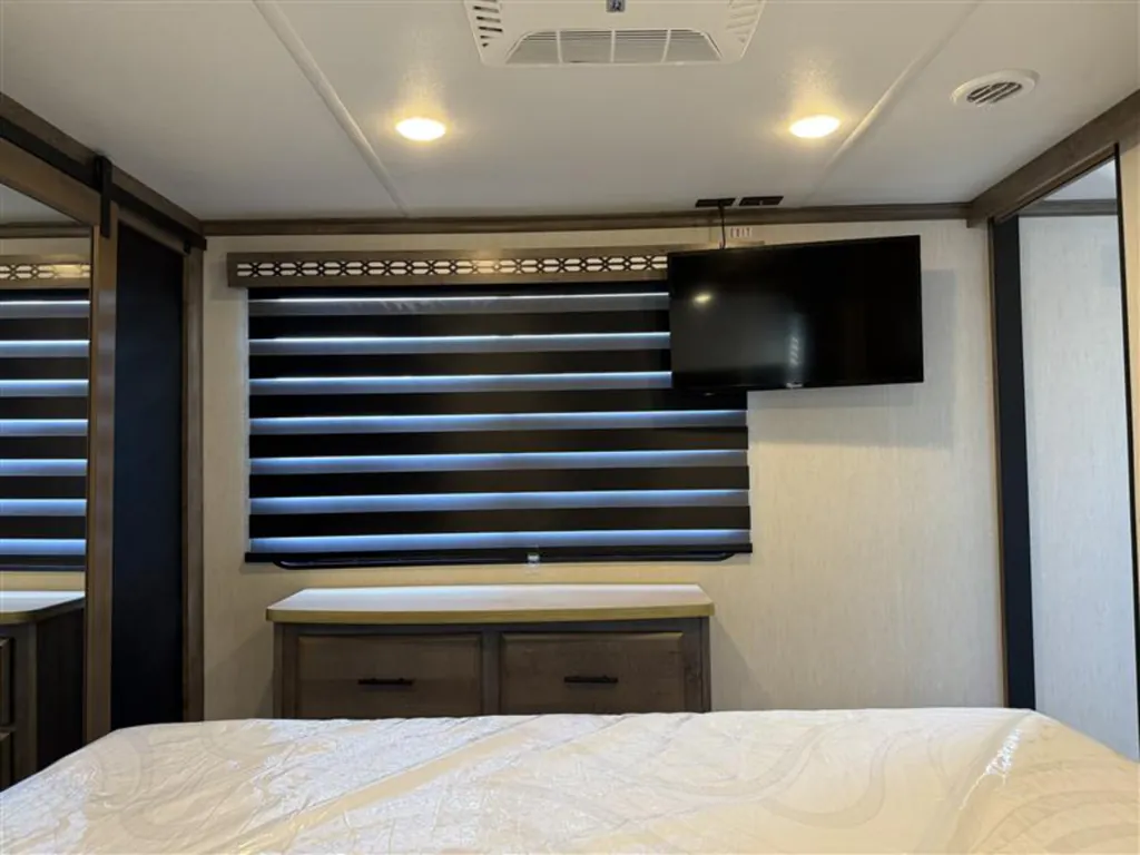 2021 Forest River Rogue Armored 351G2, Photos photo 20