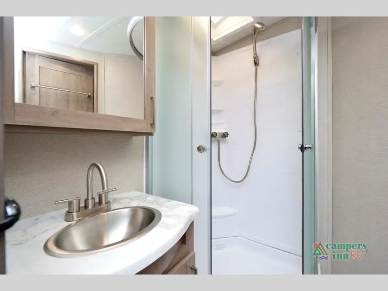 2022 Grand Design Imagine 3250BH - Photo 3