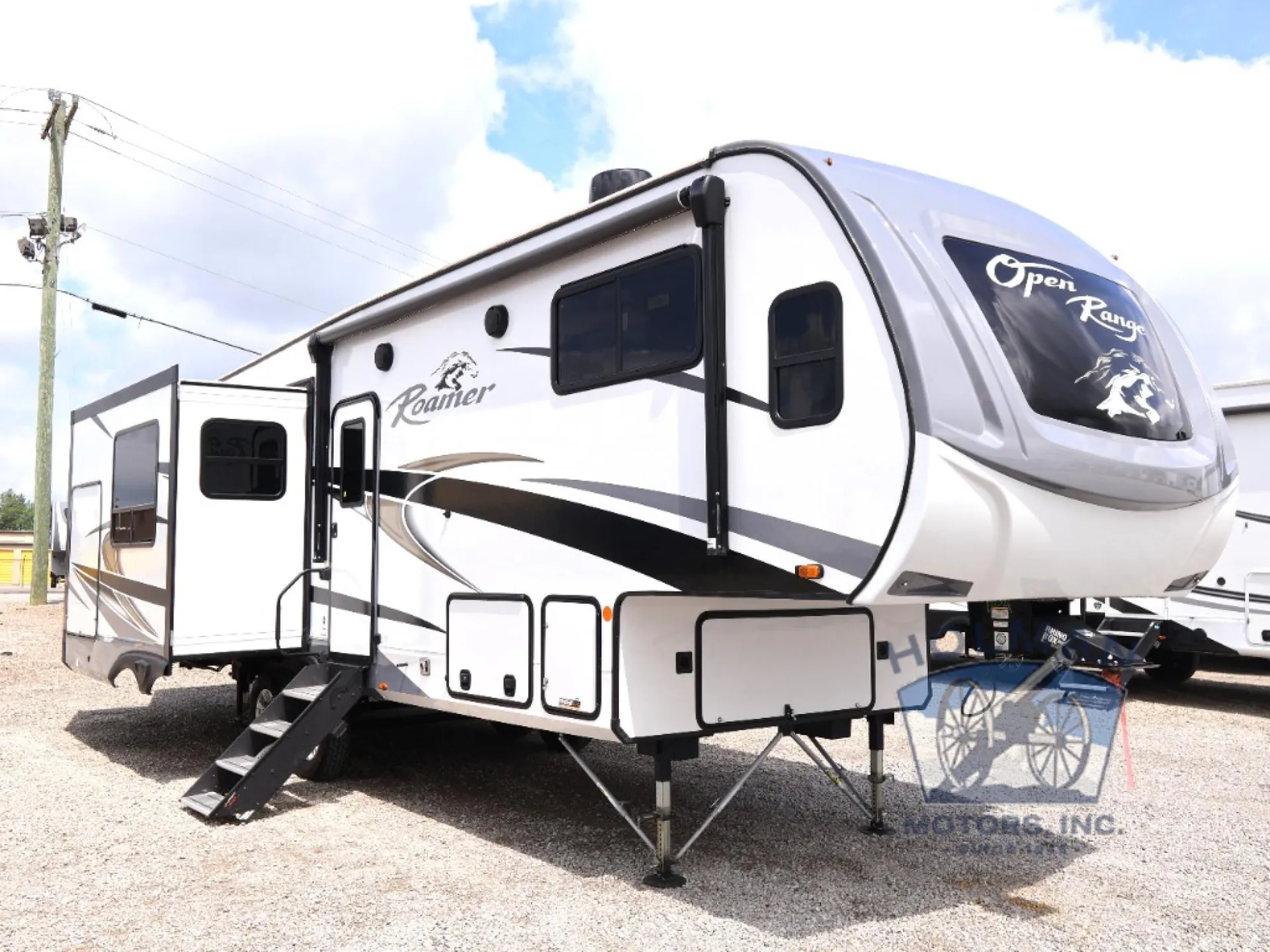 2024 Highland Ridge Roamer 264RLS - Photo 2