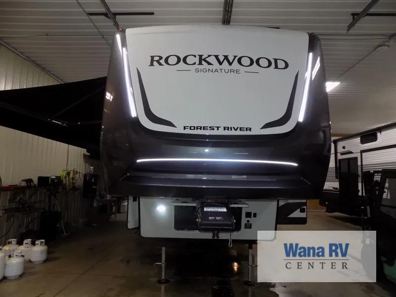 2026 Forest River Rockwood Signature 401SFB - Photo 4