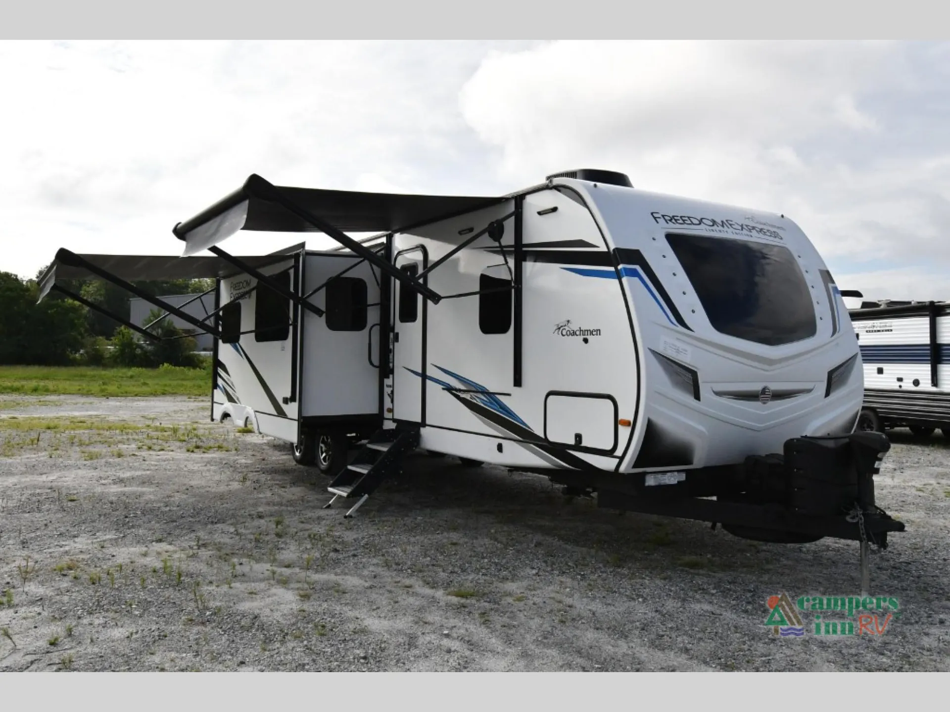 2022 Coachmen Freedom Express Liberty Edition 326BHDSLE - Photo 4