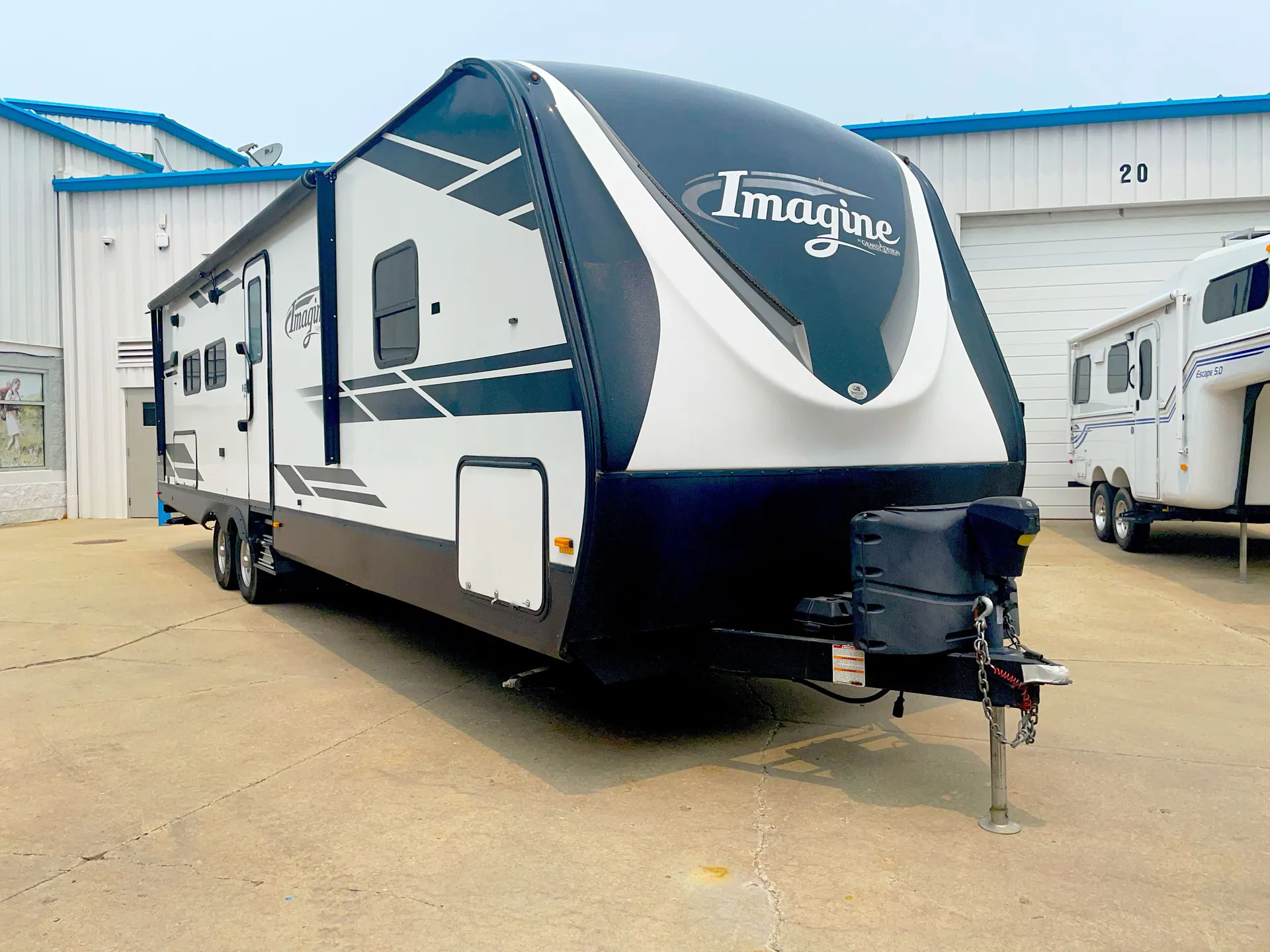 2019 Grand Design Imagine 2850MK - Photo 2