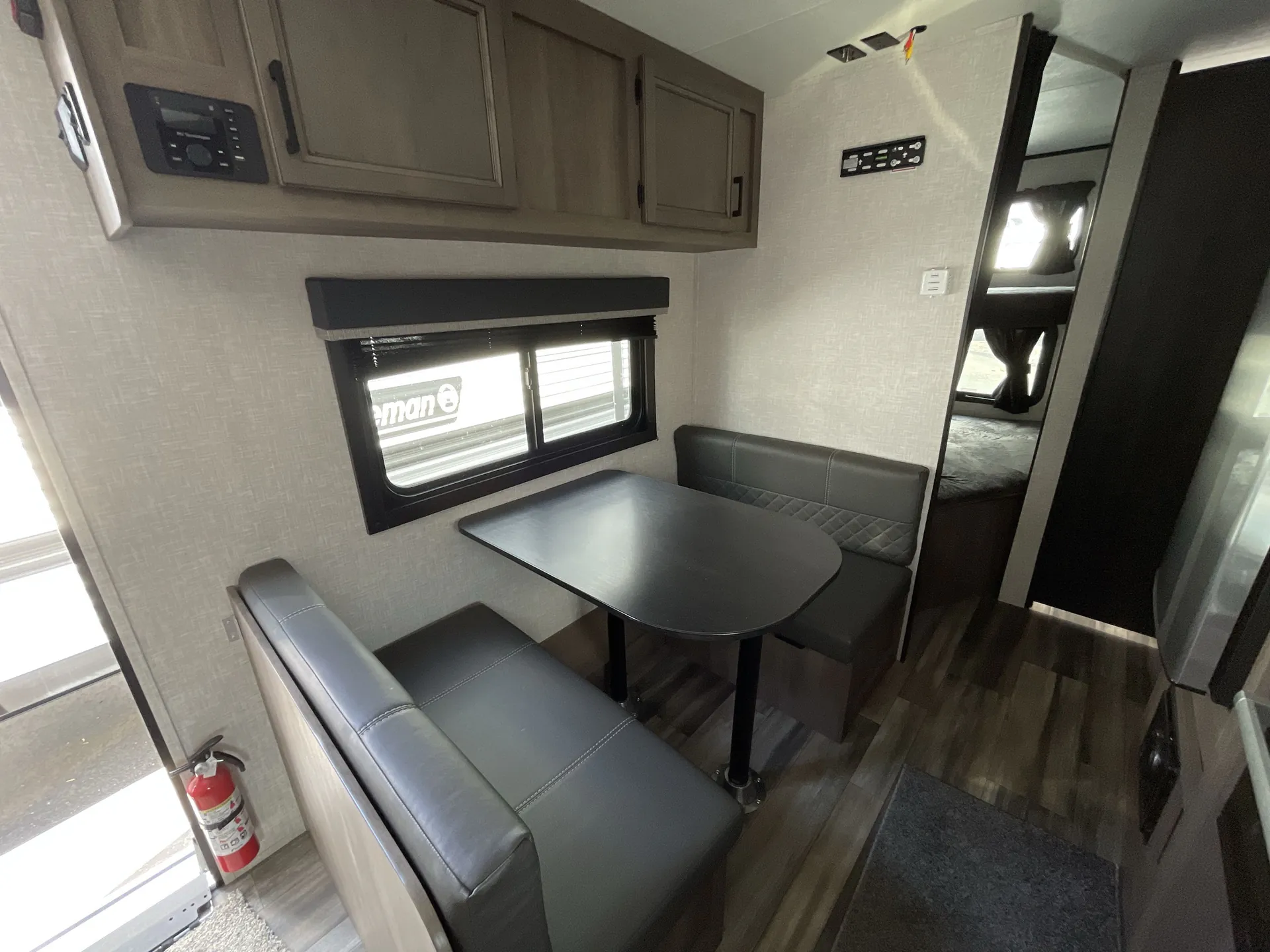 2023 Starcraft Autumn Ridge 20MB — living area main