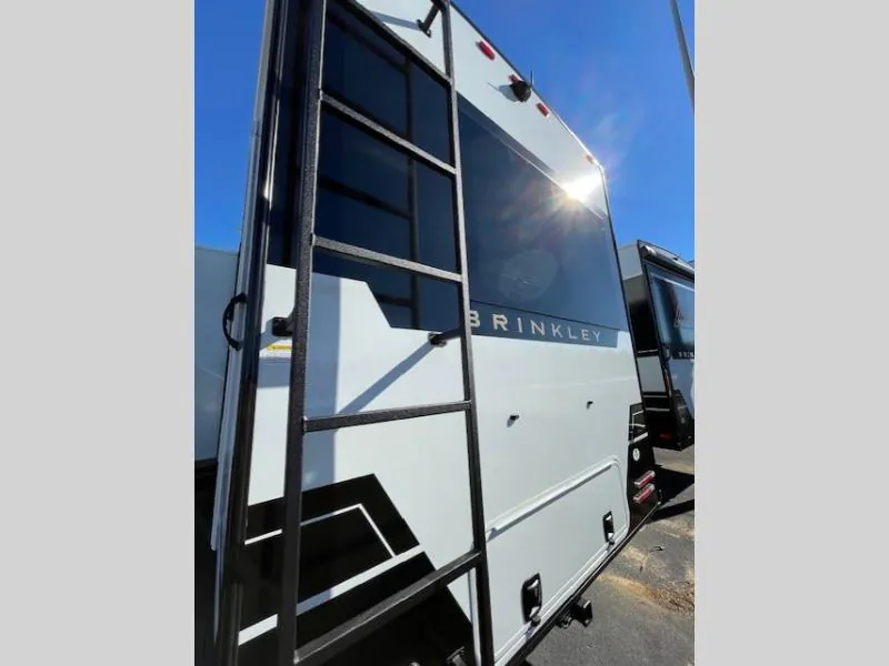 2026 Brinkley Model Z 3515, Photos photo 10