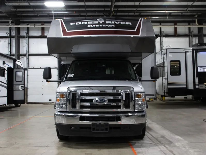 2025 Forest River Sunseeker 3050S — Photo 5