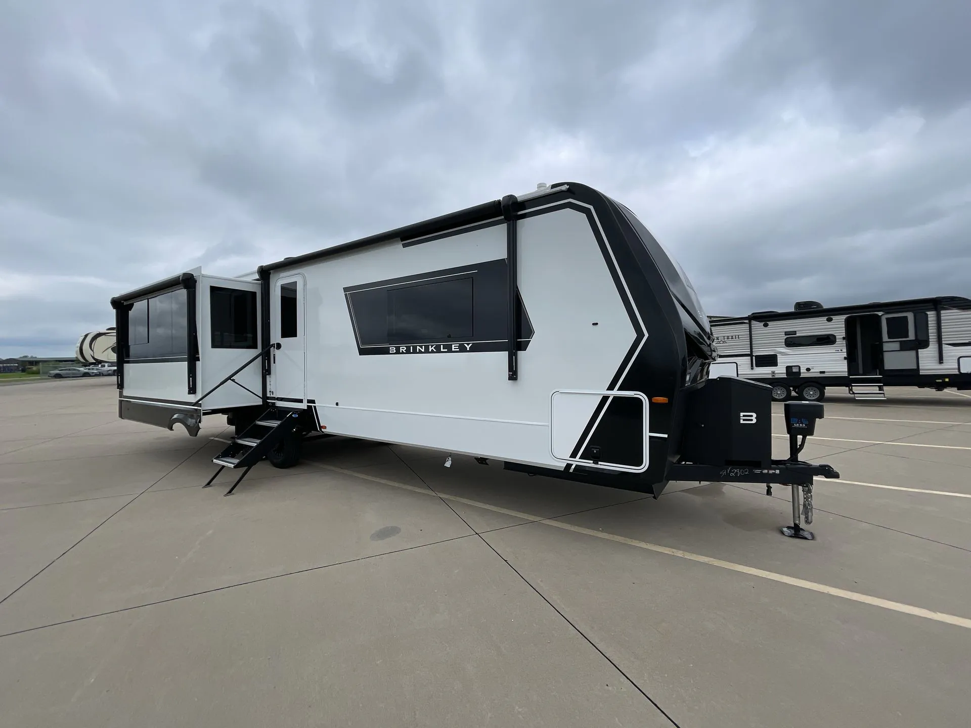 2026 Brinkley Model Z AIR 310