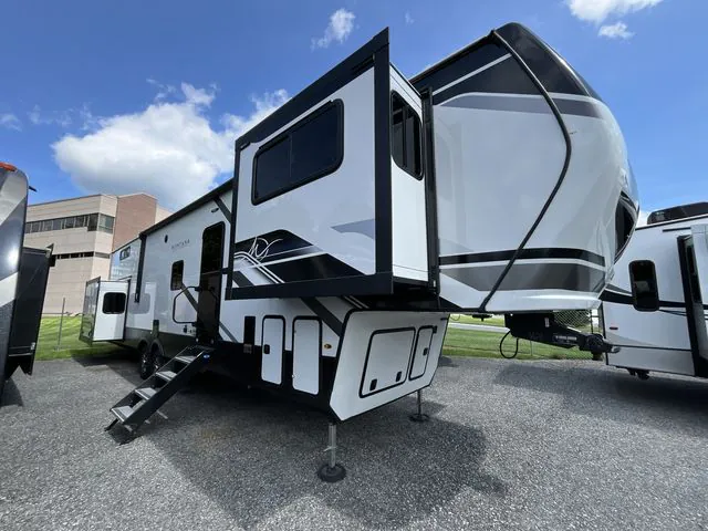 2025 Keystone Montana High Country 377FL
