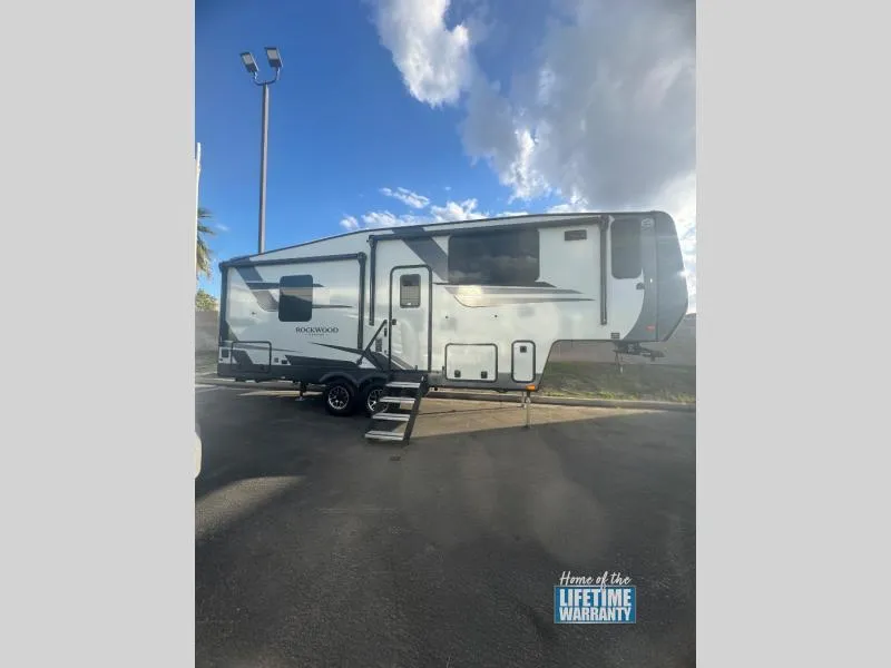 2026 Forest River Rockwood Signature 290SFK - Photo 2