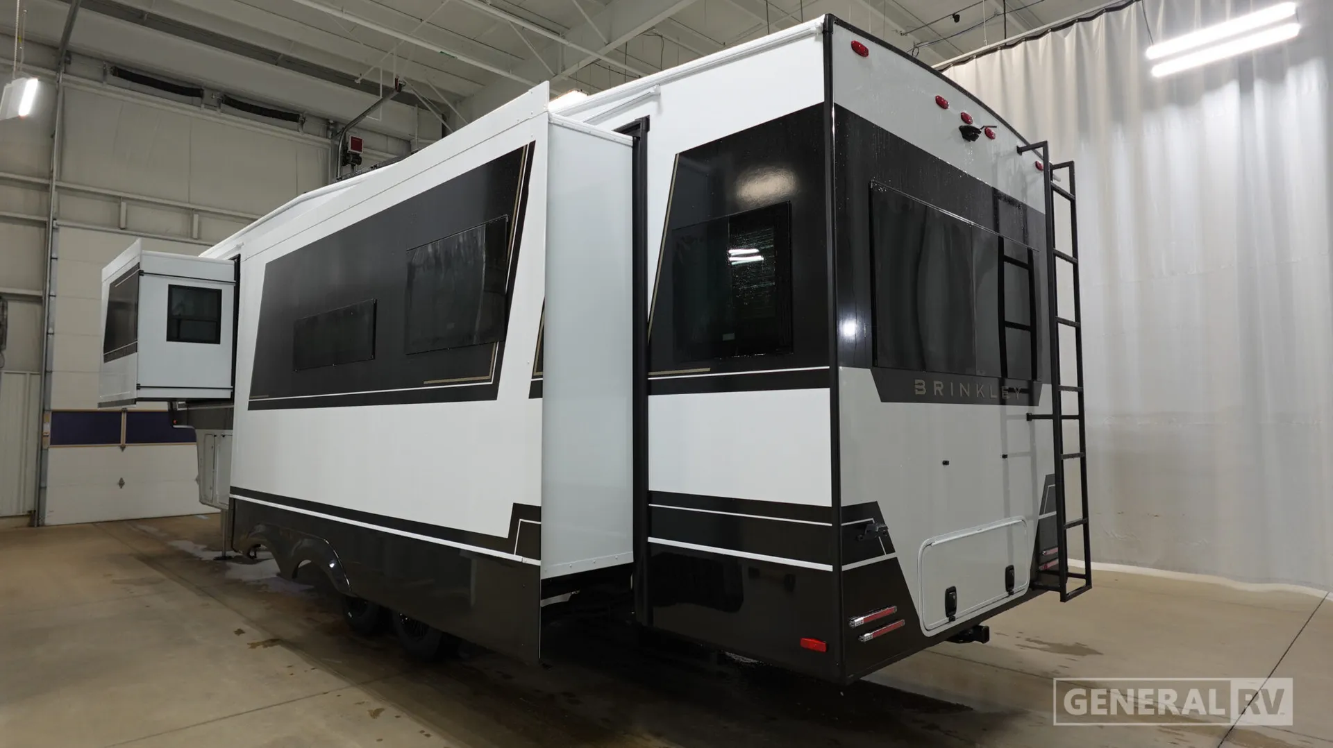 2026 Brinkley Model Z 3100 - Photo 4