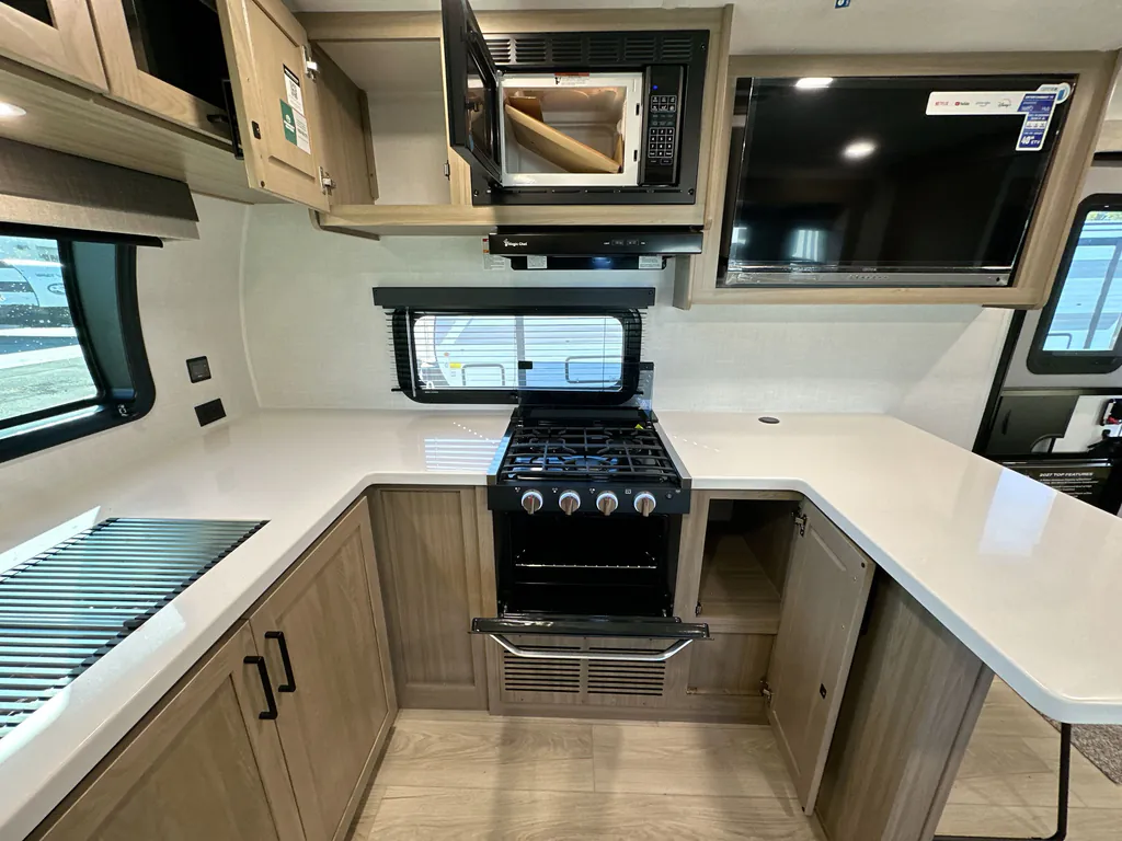 2027 Forest River Rockwood Mini Lite 2523MBR, Photos photo 13