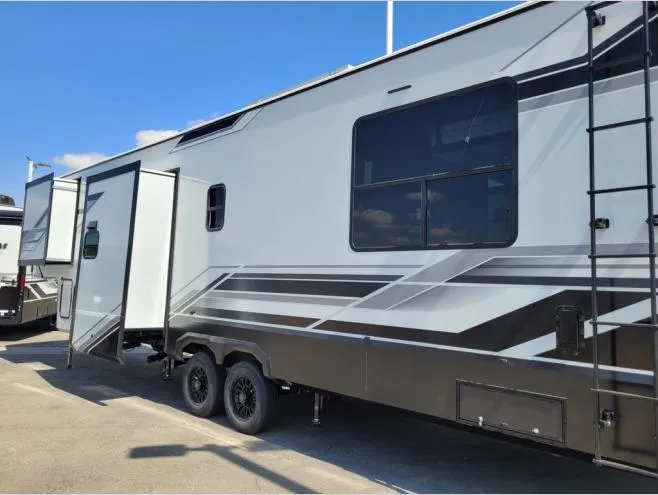 2026 Grand Design Momentum G-Class 350G - Photo 4