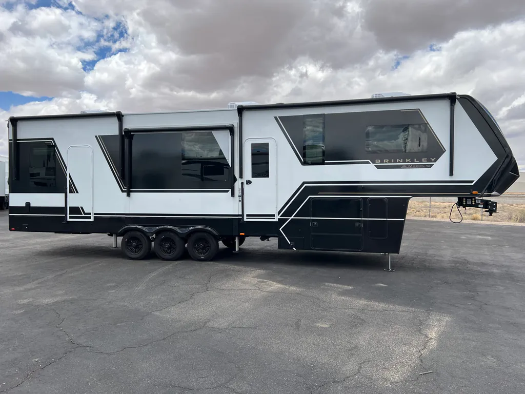 2026 Brinkley Model G 3520, Photos photo 34