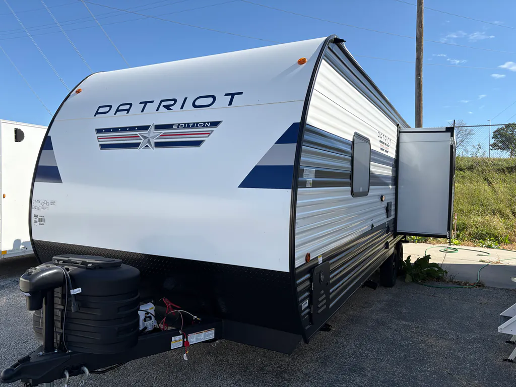 2027 Forest River Cherokee Grey Wolf 23MK, Photos photo 3