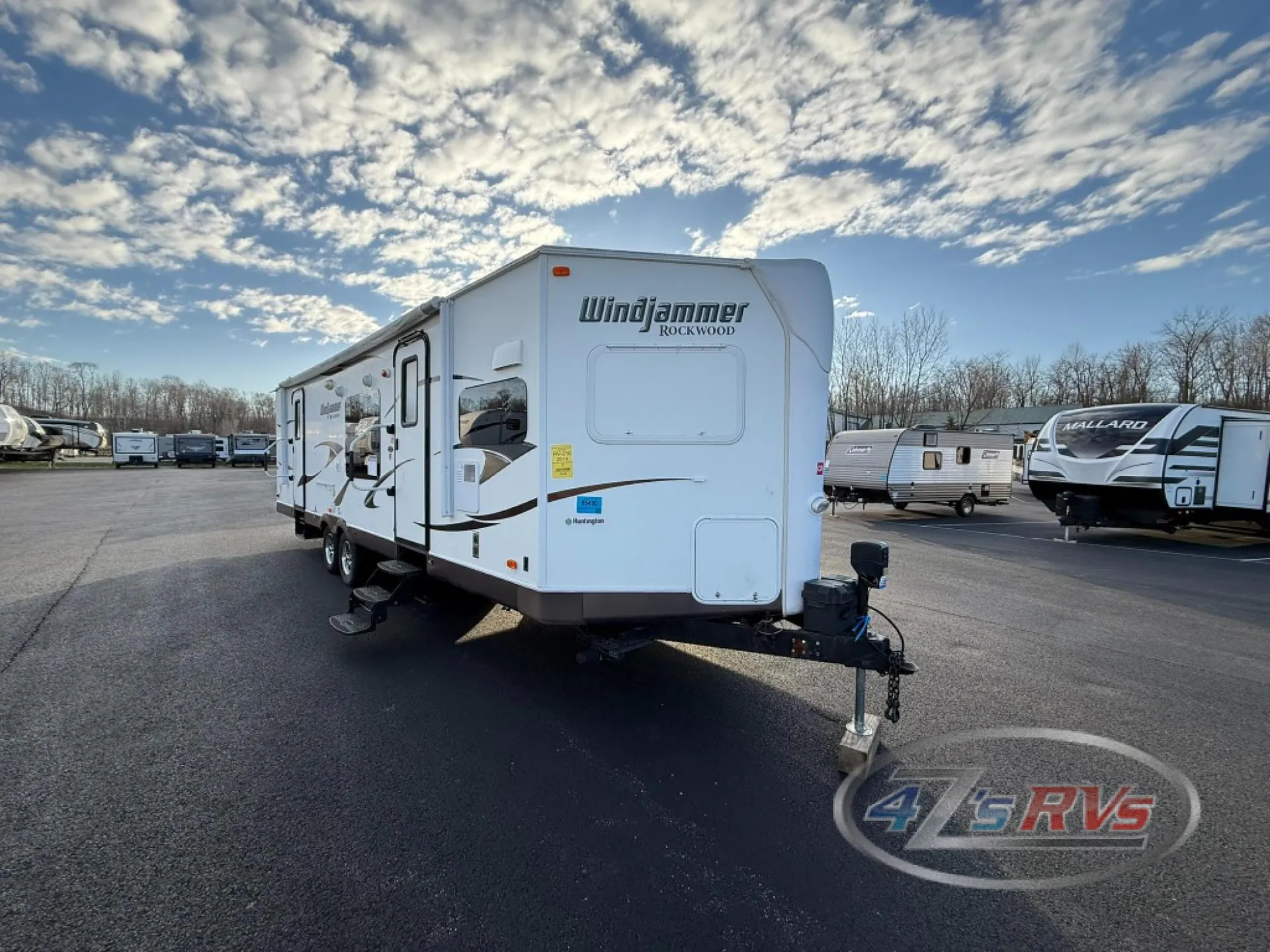 2014 Forest River Rockwood Windjammer 3008W - Photo 2