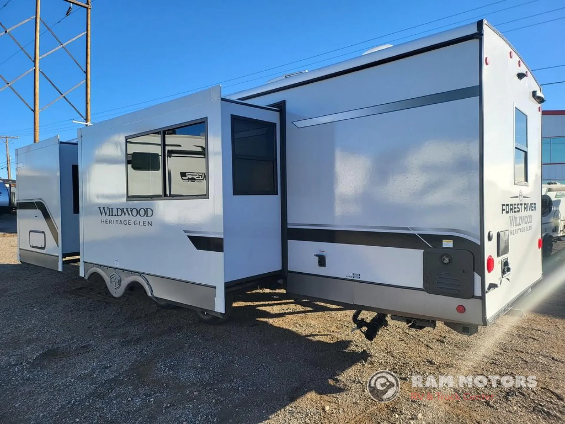 2025 Forest River Wildwood 265BSRB — Photo 5