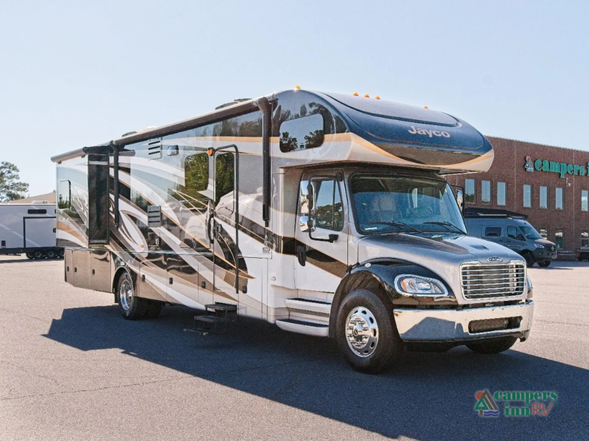 2018 Jayco Seneca 37HJ - Photo 2