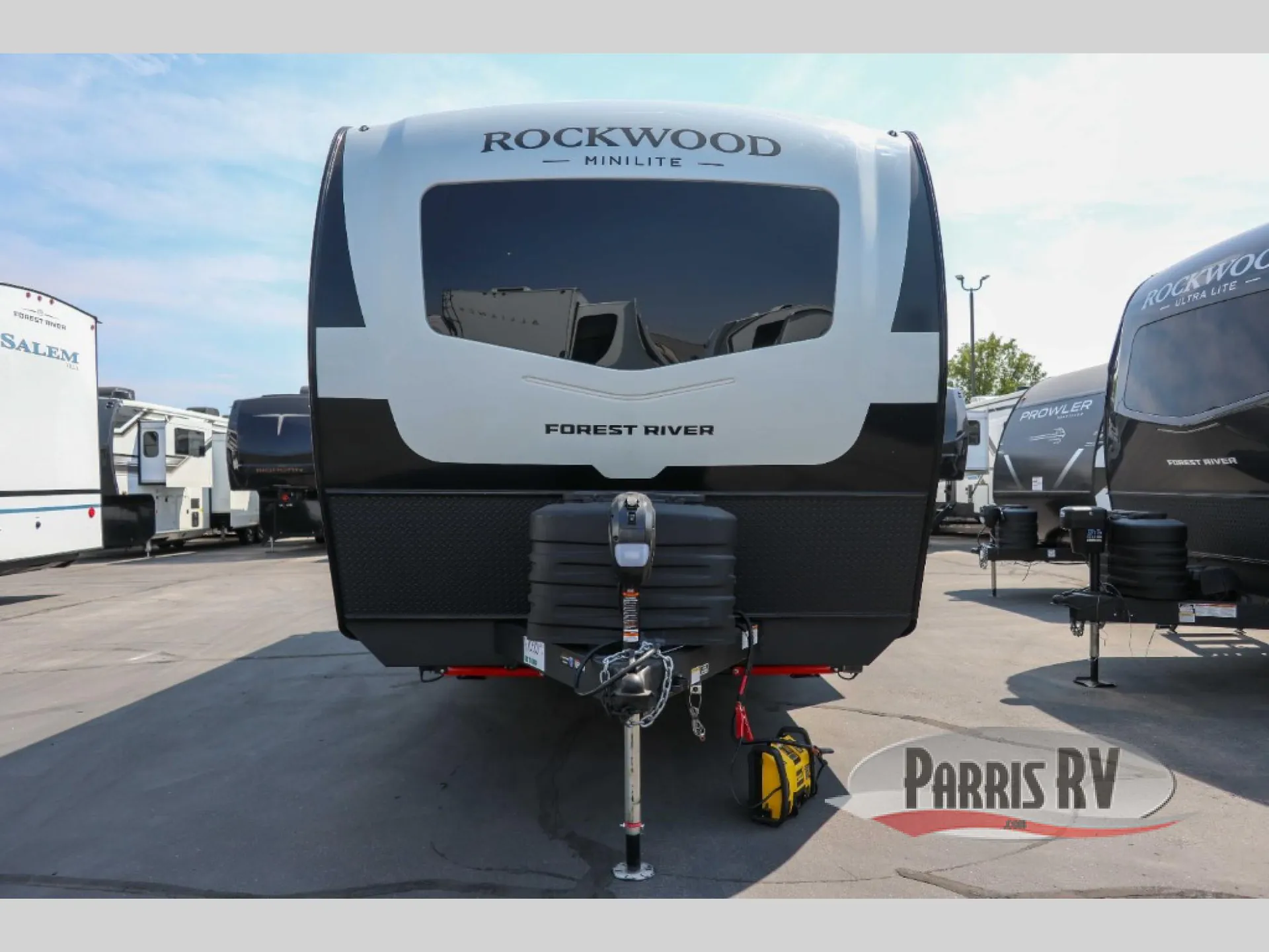 2027 Forest River Rockwood Mini Lite 2109S - Photo 3