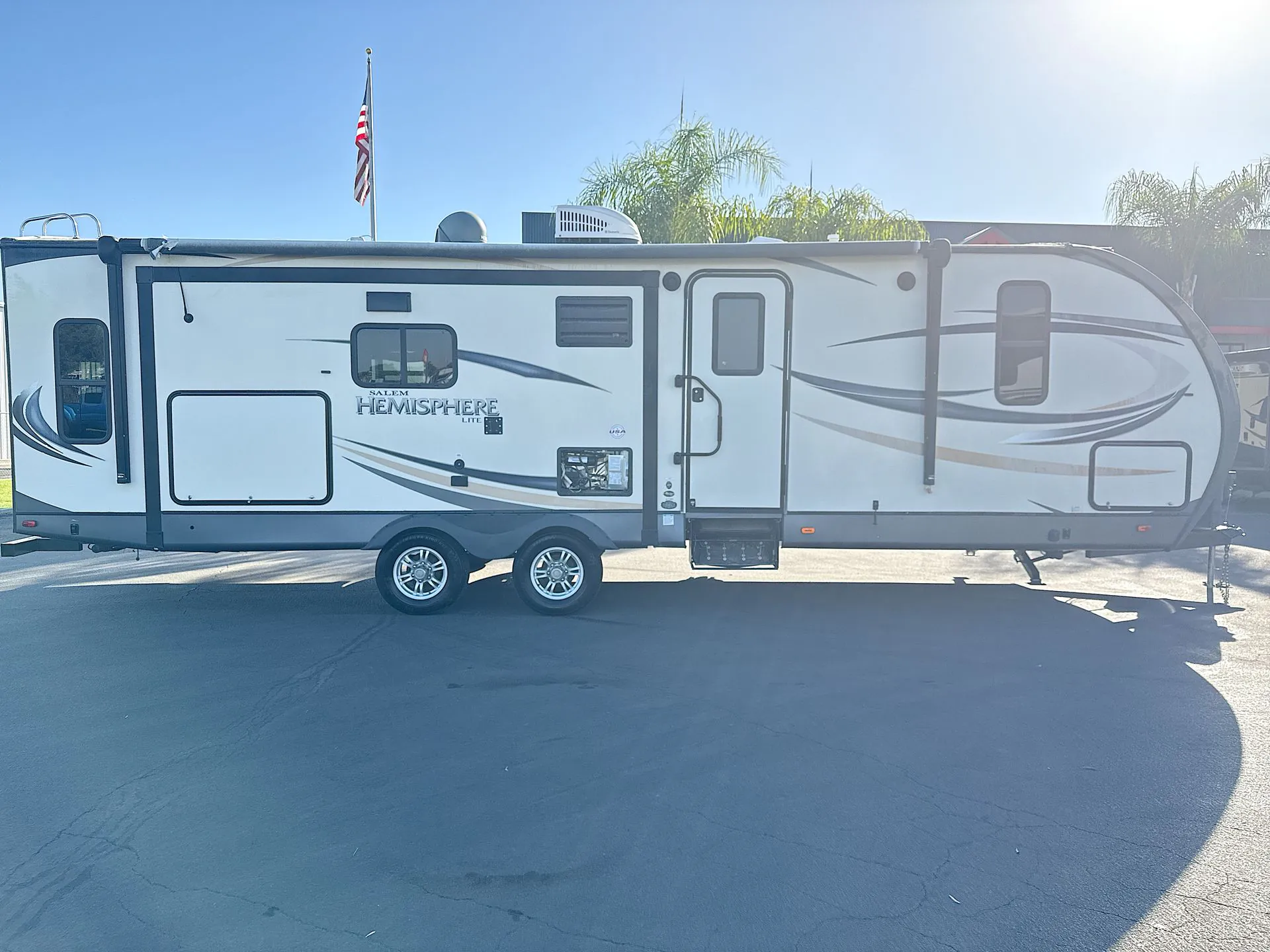 2017 Forest River Salem Hemisphere Lite 272RL
