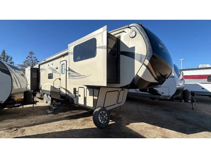 2016 Keystone RV Montana High Country 374FL - Main photo