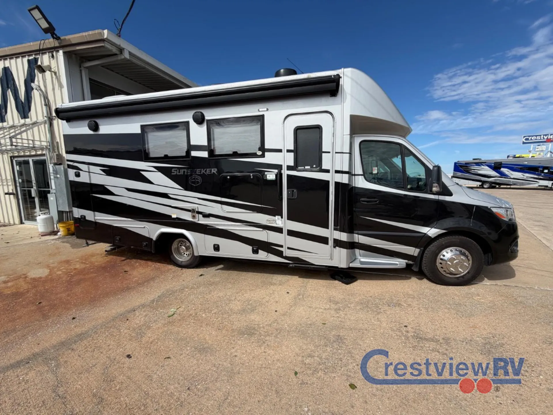 2025 Forest River Sunseeker MBS 2400M - Photo 4