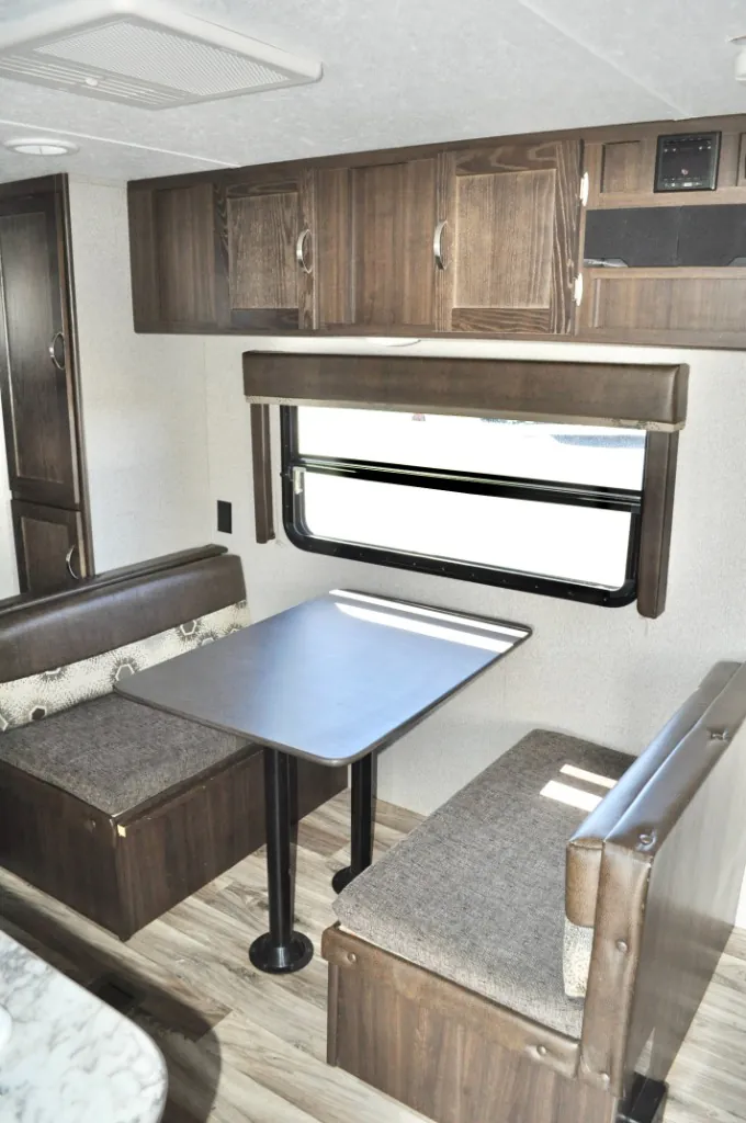 2018 Keystone Springdale 220BHWE, Photos photo 7
