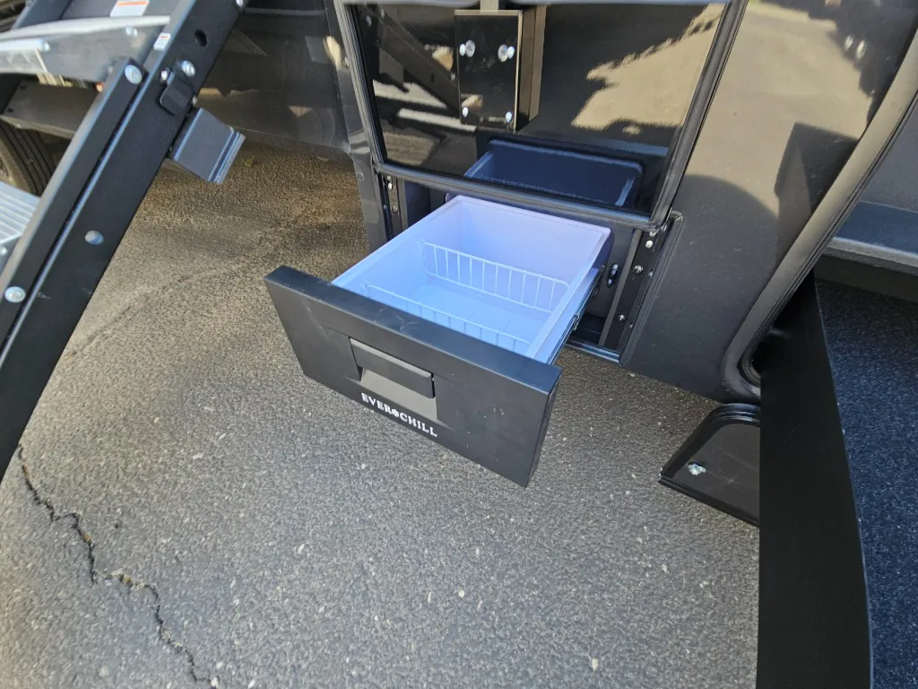 2026 Brinkley Model G 3950, Exterior photo 14