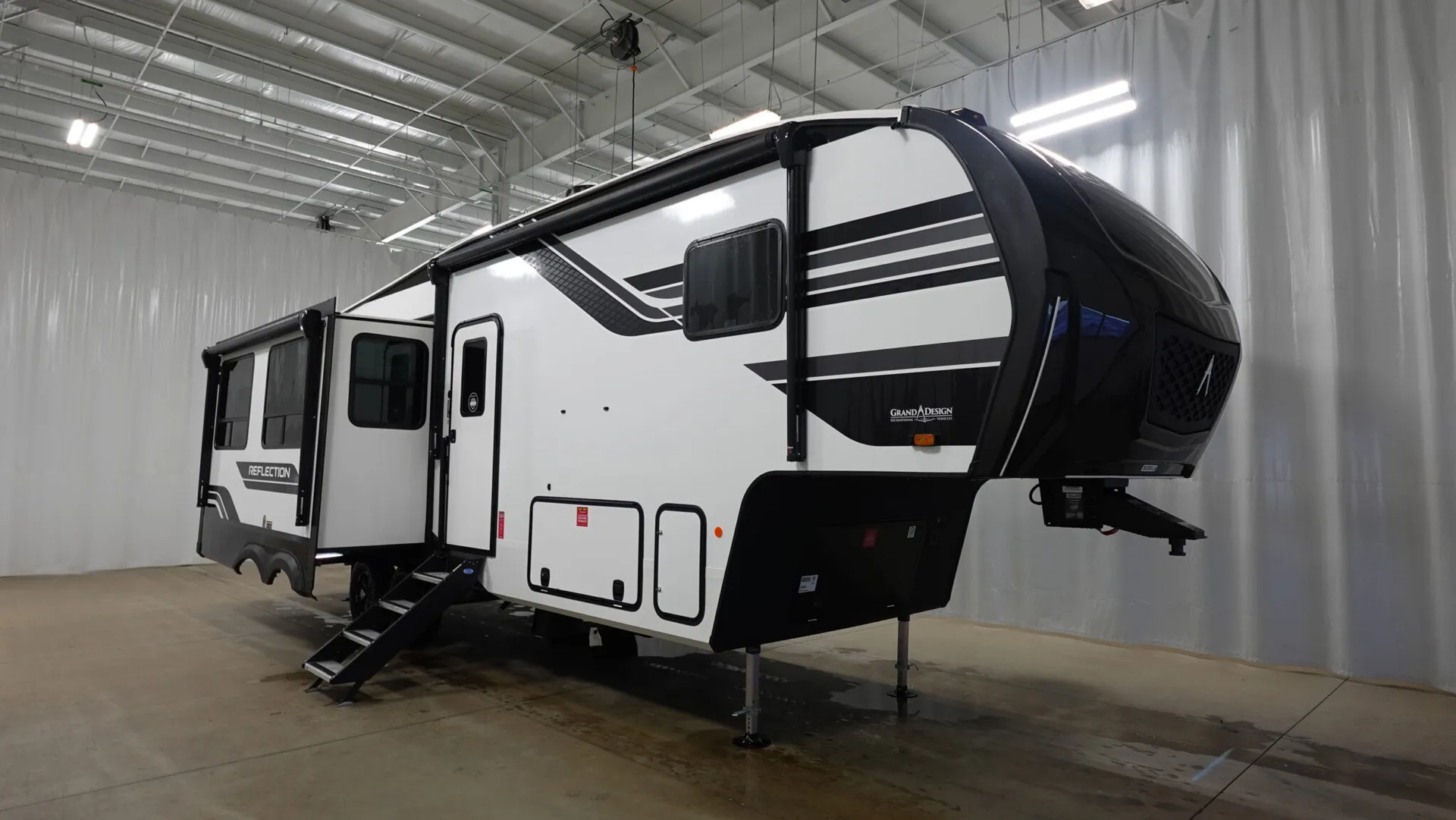 2026 Grand Design Reflection 303RLS - Photo 2
