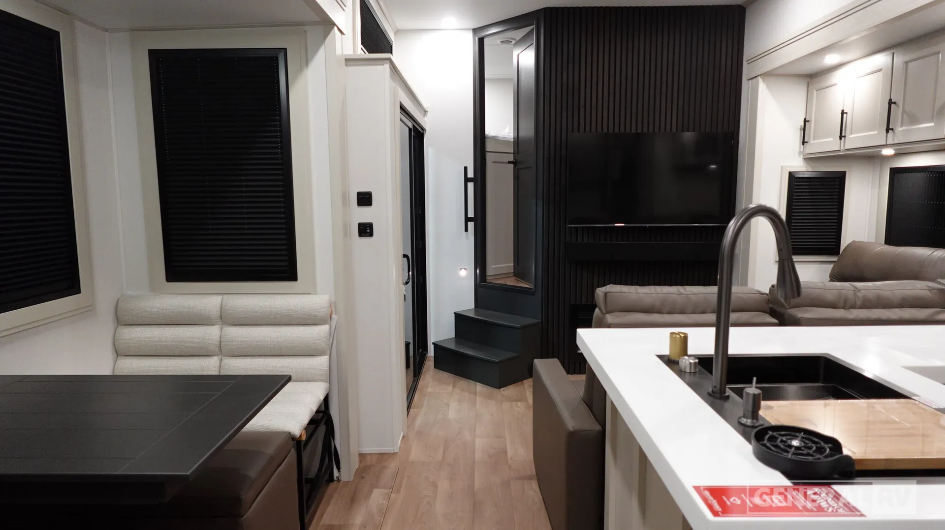 2026 Grand Design Solitude 414LJMJ - Photo 3