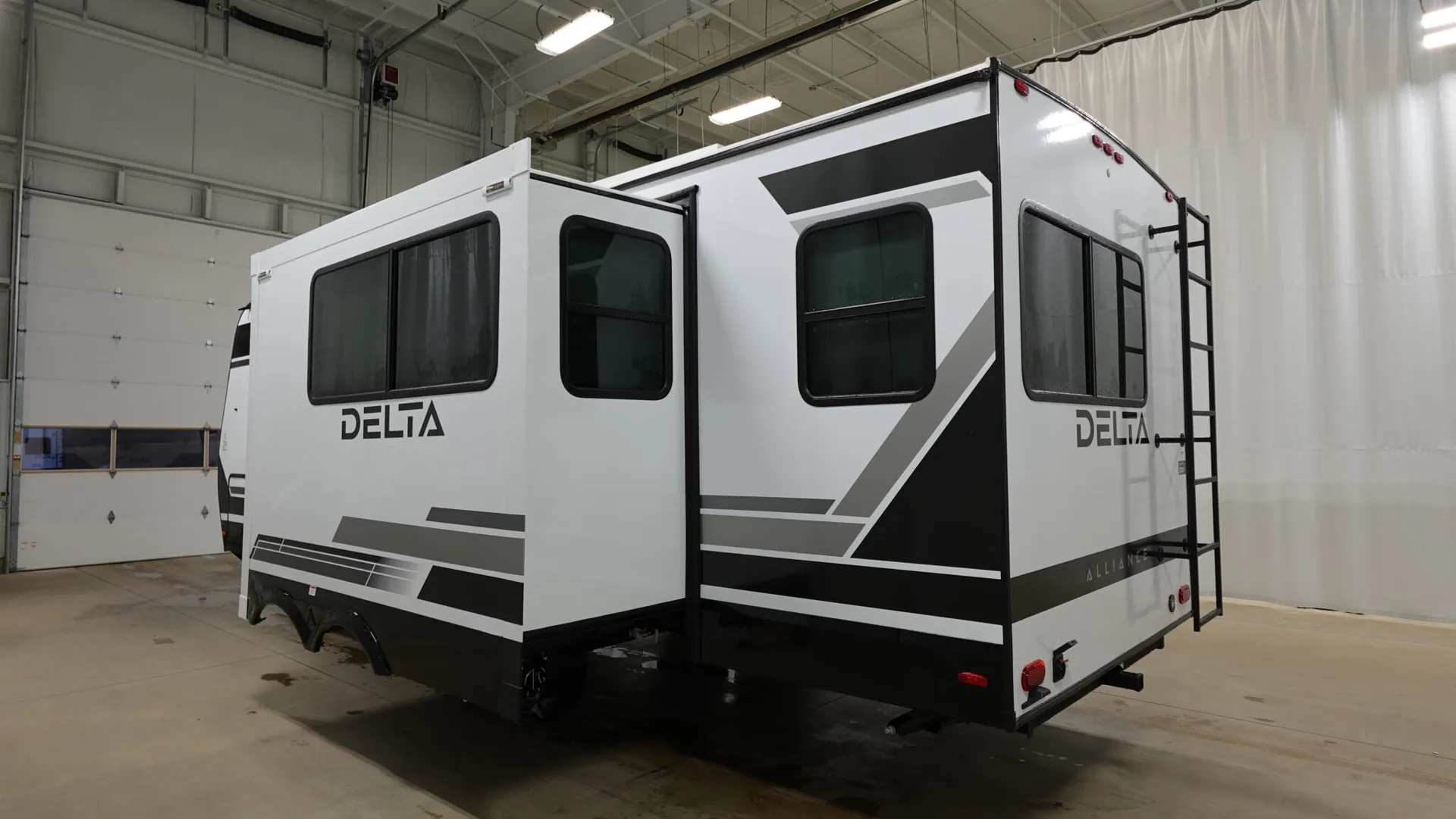 2026 Alliance RV Delta 252RL - Photo 4