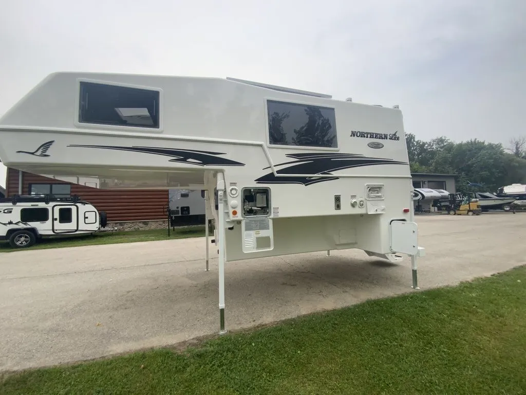 2026 Northern Lite Limited Edition 8-11EXLEWB - Main photo