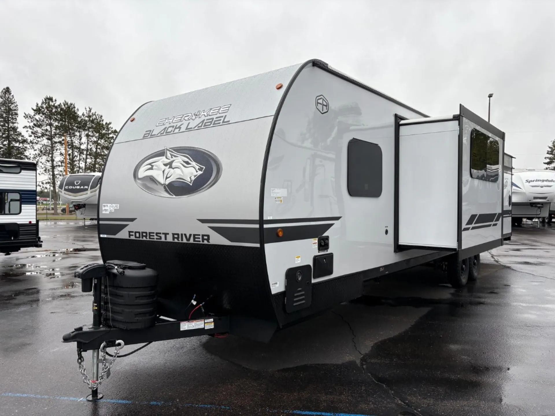 2026 Forest River Cherokee Grey Wolf Black Label 28RRTBL - Photo 4