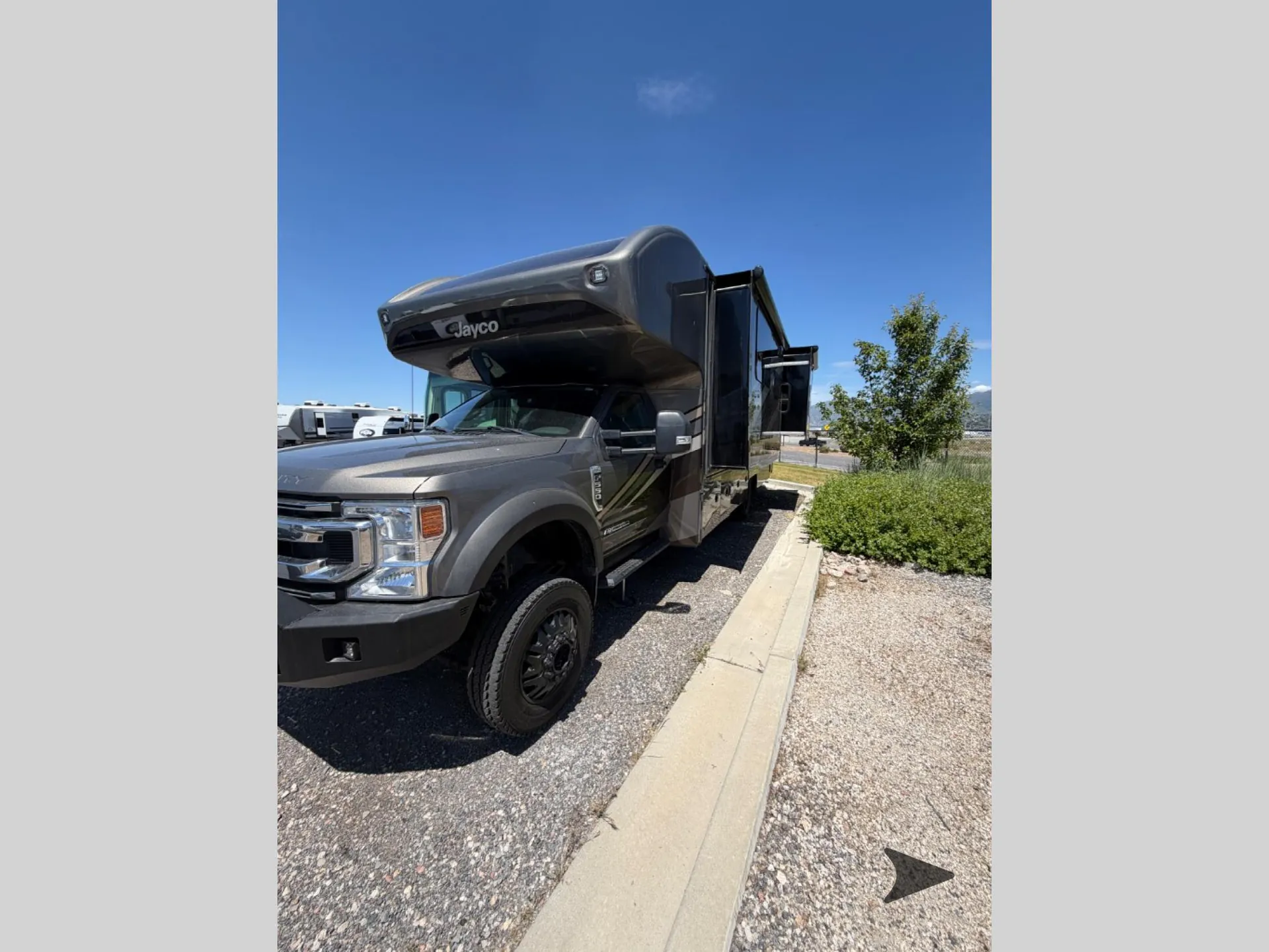 2022 Jayco Seneca XT 32U - Photo 4